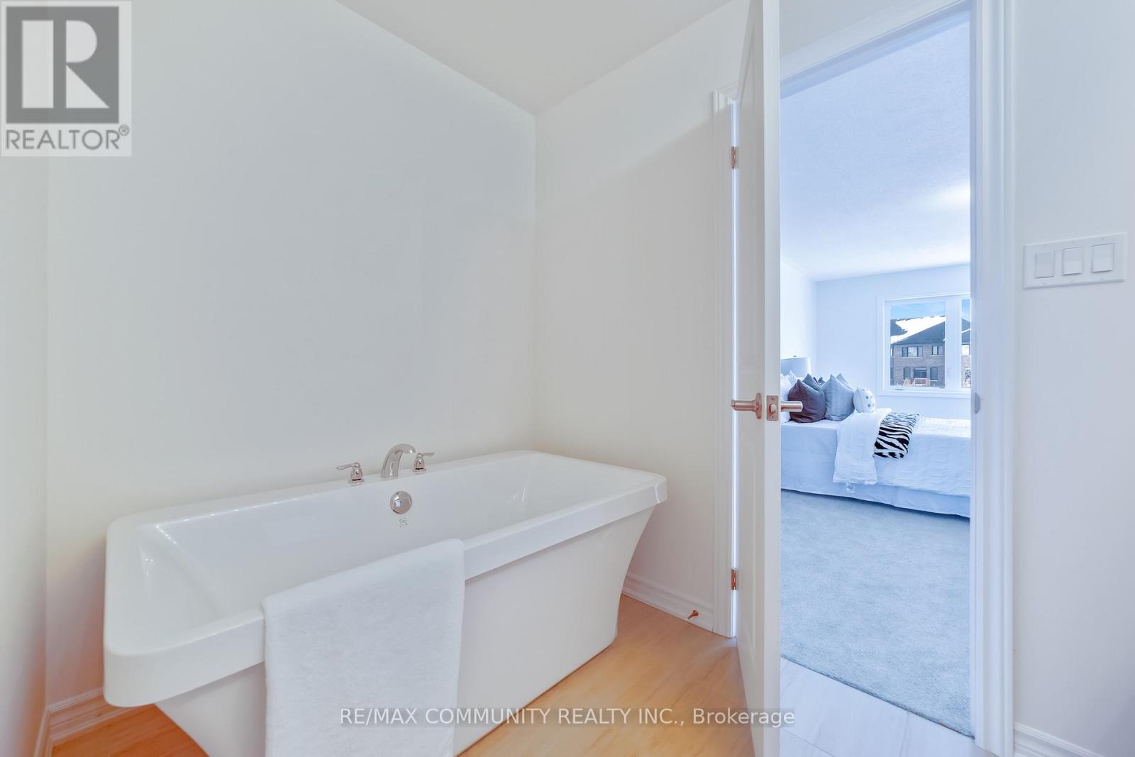 1150 Skyridge Boulevard, Pickering, Ontario  L1X 0M4 - Photo 26 - E12772912