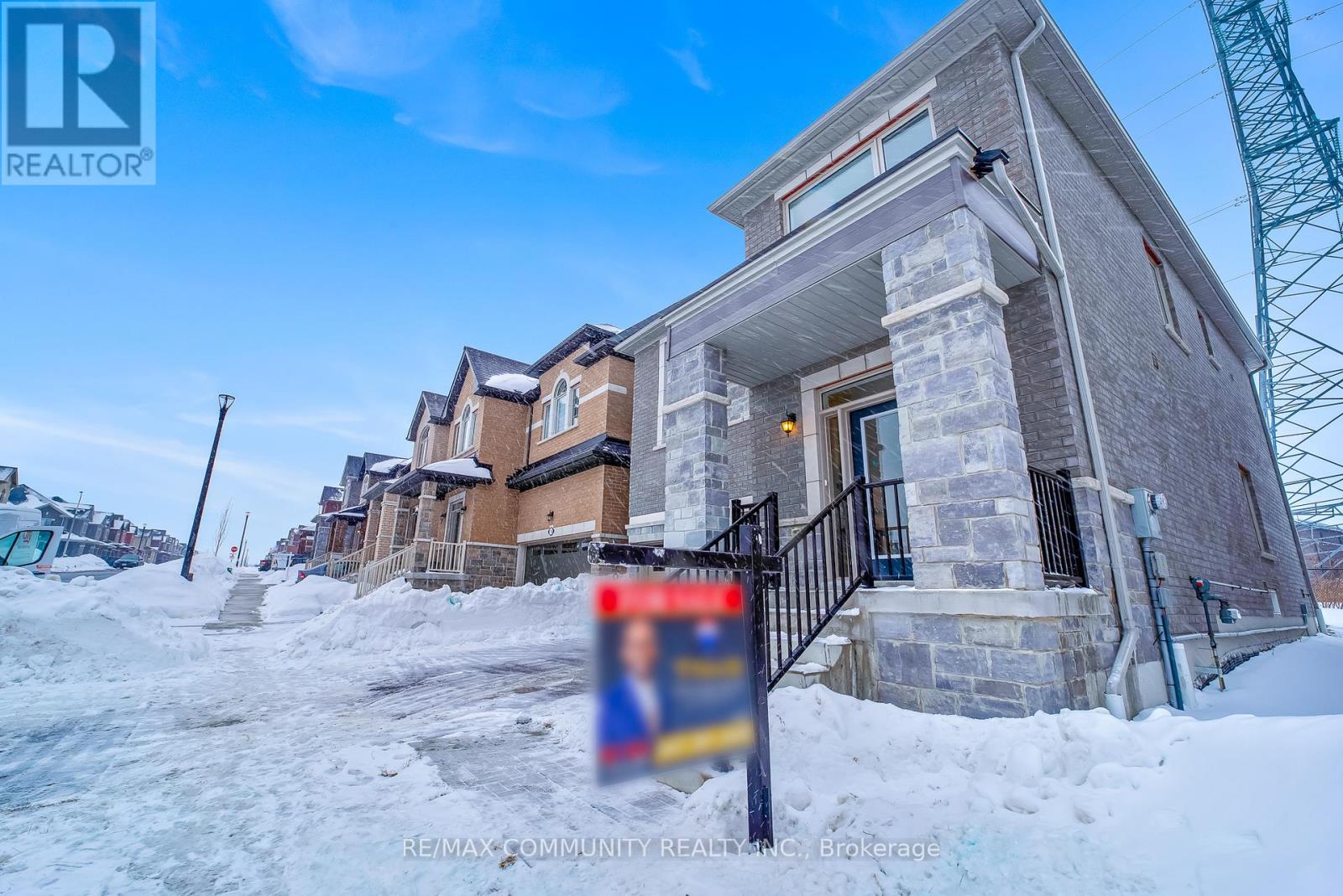 1150 Skyridge Boulevard, Pickering, Ontario  L1X 0M4 - Photo 3 - E12772912