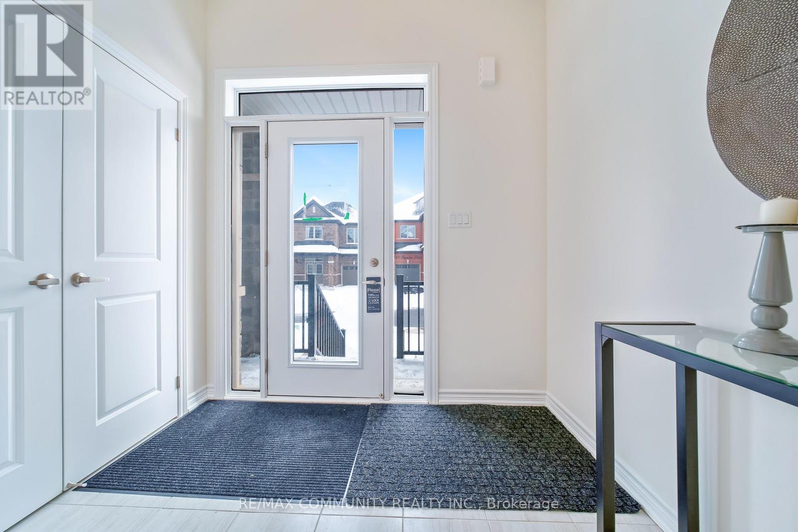 1150 Skyridge Boulevard, Pickering, Ontario  L1X 0M4 - Photo 5 - E12772912