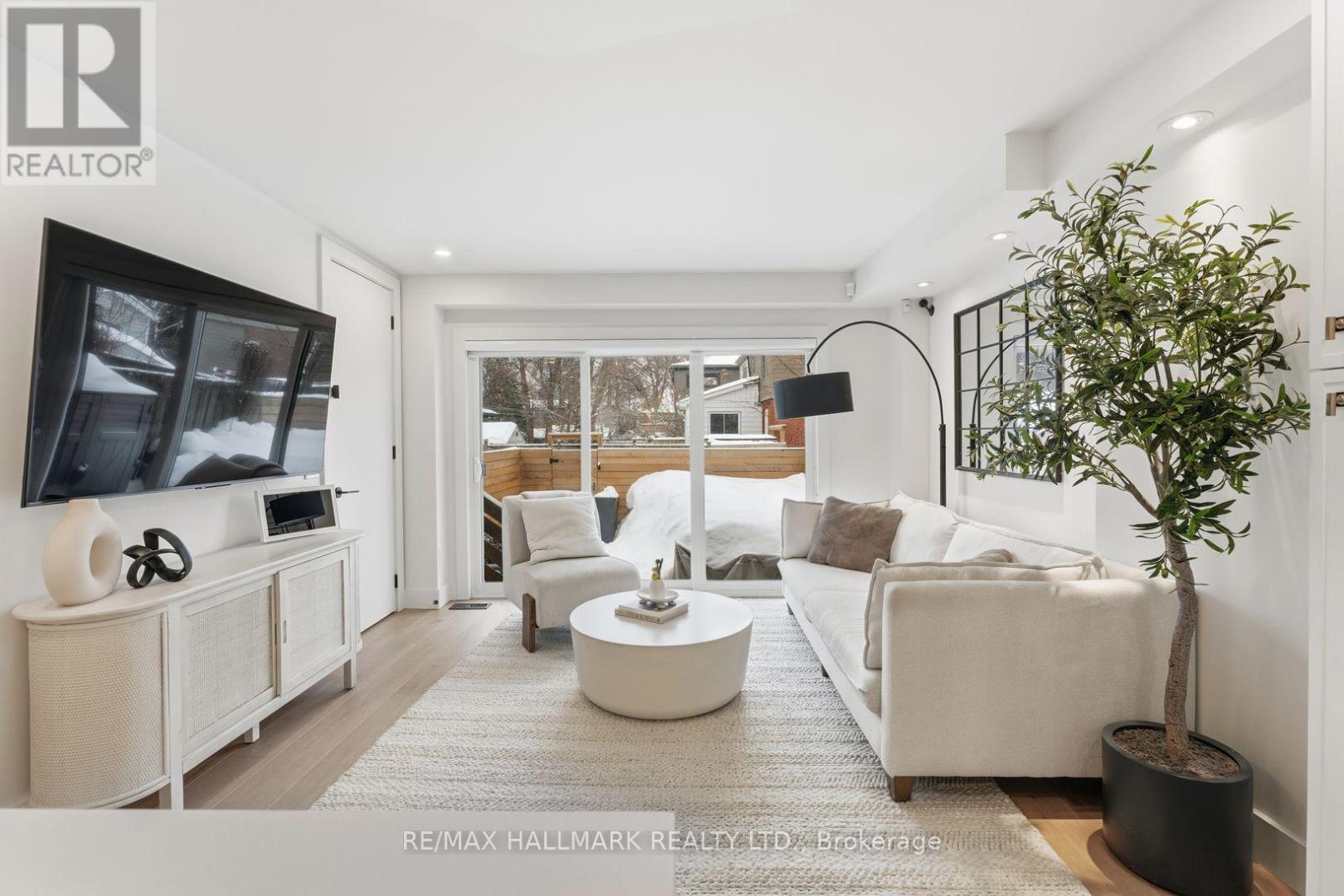 1709 Dundas Street E, Toronto, Ontario  M4L 1L7 - Photo 22 - E12772948