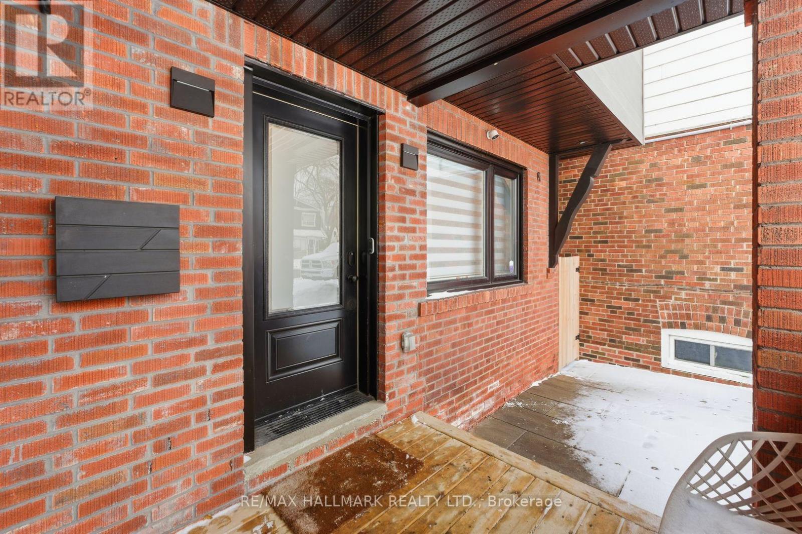 1709 Dundas Street E, Toronto, Ontario  M4L 1L7 - Photo 4 - E12772948