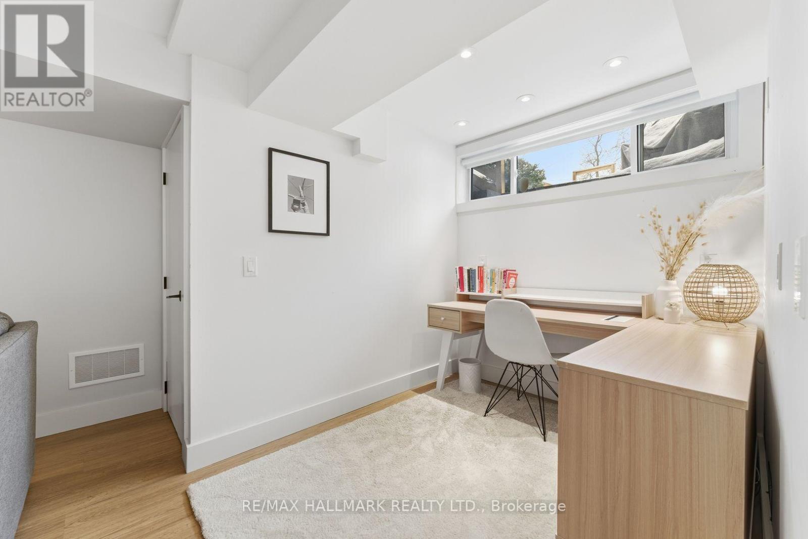 1709 Dundas Street E, Toronto, Ontario  M4L 1L7 - Photo 40 - E12772948