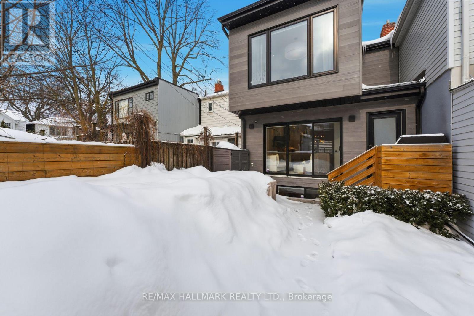 1709 Dundas Street E, Toronto, Ontario  M4L 1L7 - Photo 47 - E12772948