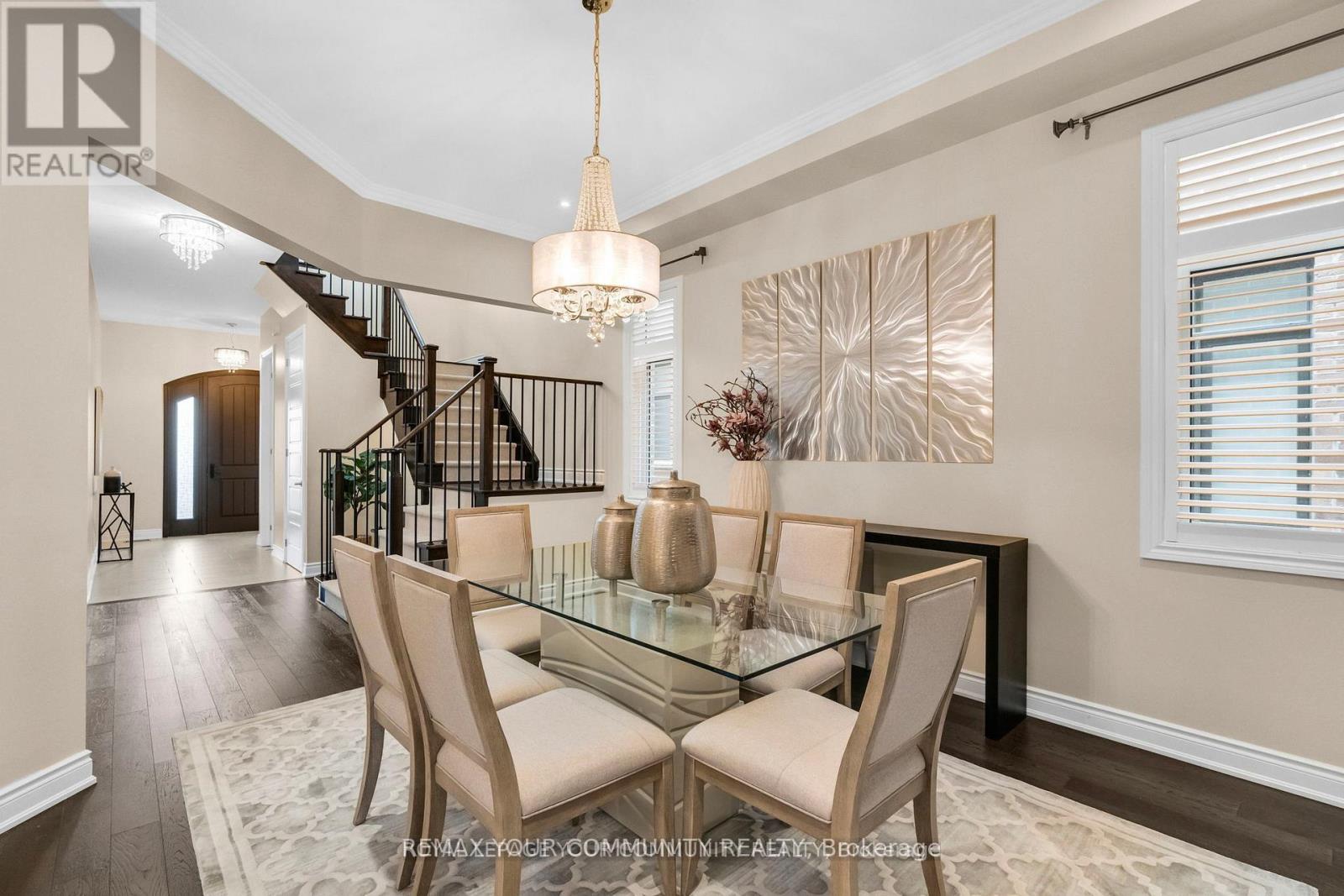 8 King Boulevard, King, Ontario  L7B 0P4 - Photo 4 - N12772902