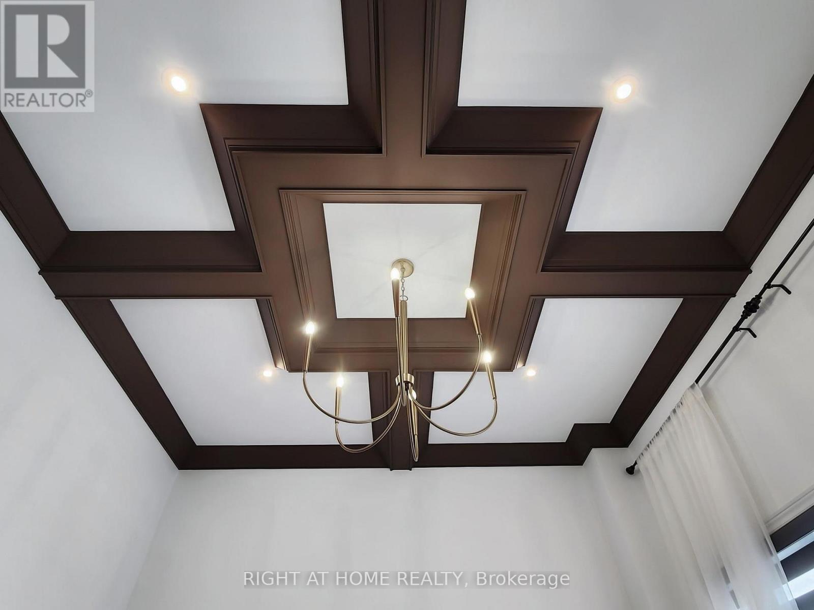 216 Sunset Vista Court E, Aurora, Ontario  L4G 3Y1 - Photo 11 - N12772920