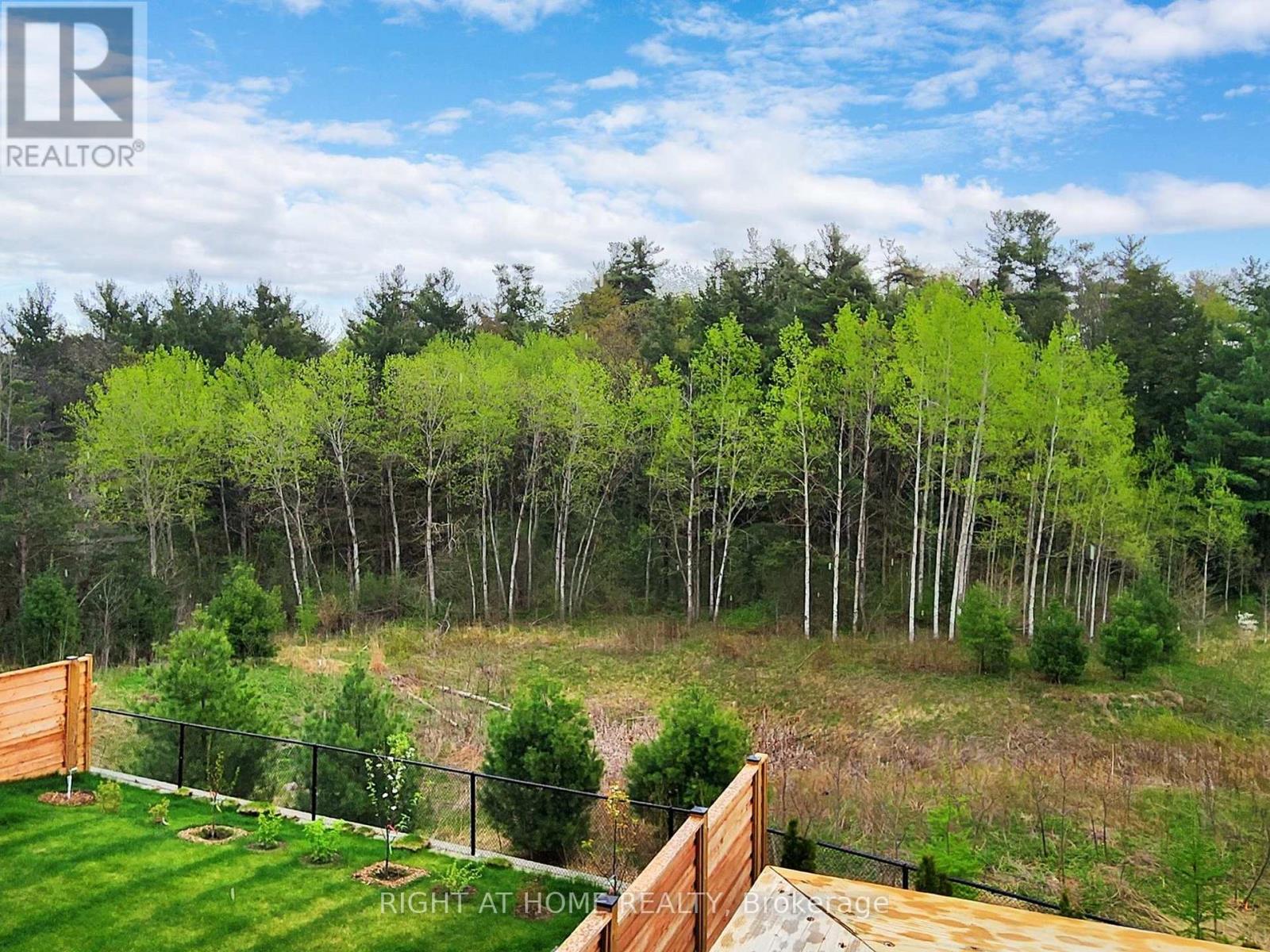 216 Sunset Vista Court E, Aurora, Ontario  L4G 3Y1 - Photo 40 - N12772920