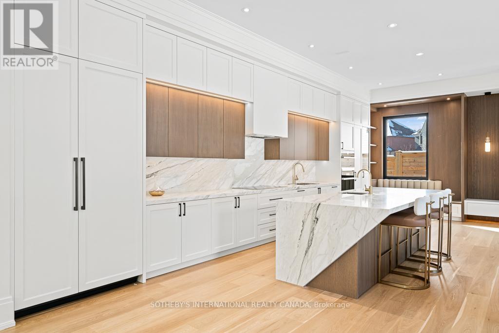 82 Donhill Crescent, Vaughan, Ontario  L0J 1C0 - Photo 9 - N12772952