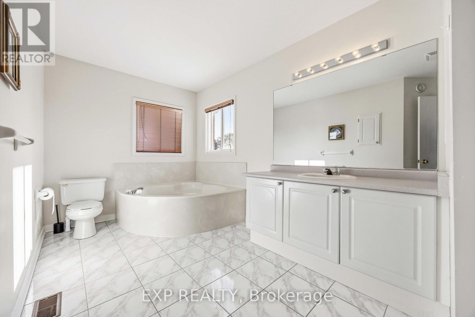 117 Halterwood Circle, Markham, Ontario  L3P 7T3 - Photo 16 - N12772956