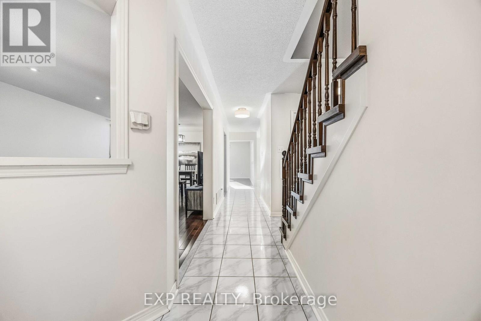 117 Halterwood Circle, Markham, Ontario  L3P 7T3 - Photo 2 - N12772956