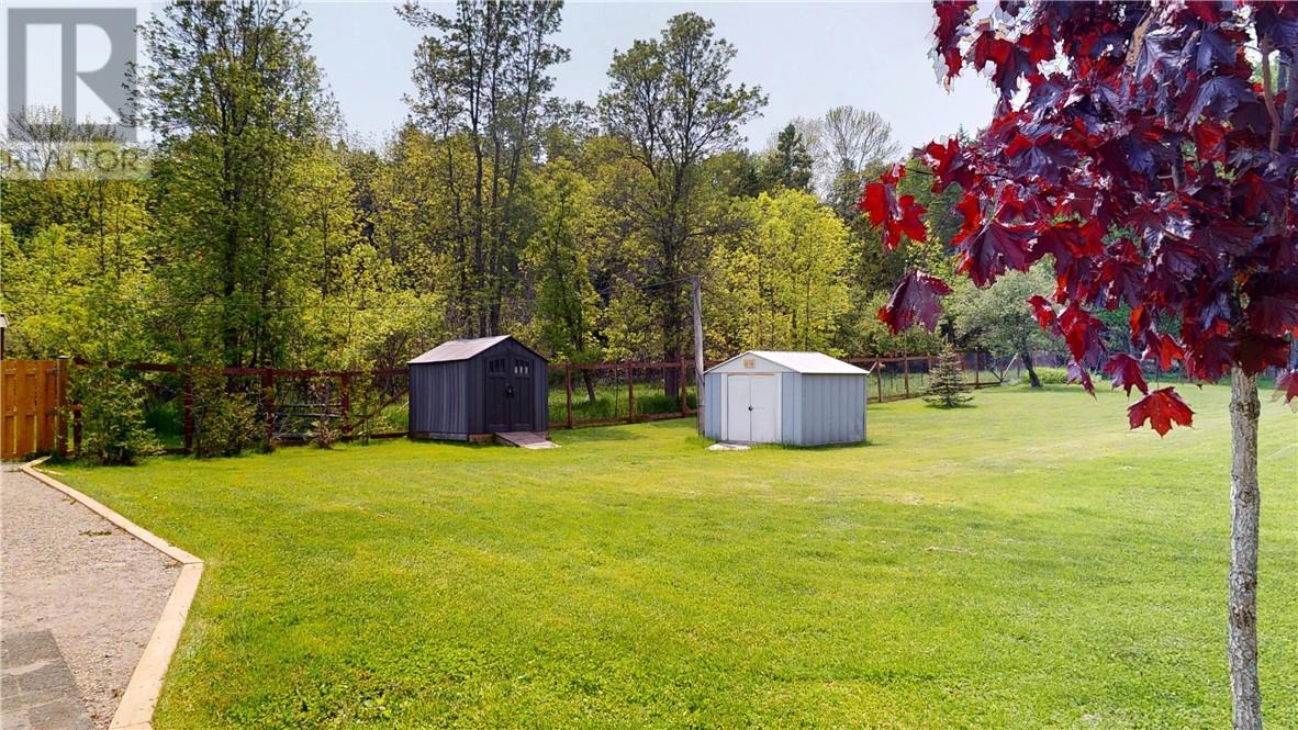 15 Gore Street, Gore Bay, Ontario  P0P 1H0 - Photo 20 - 2125093