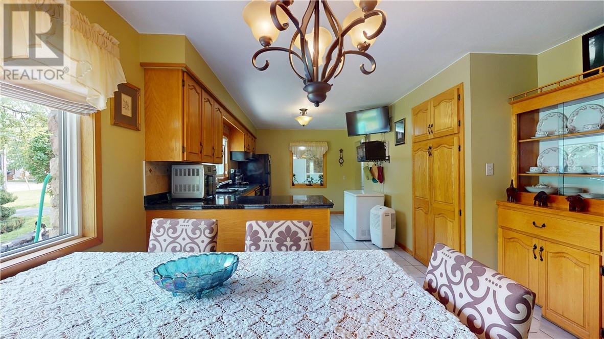 15 Gore Street, Gore Bay, Ontario  P0P 1H0 - Photo 57 - 2125093