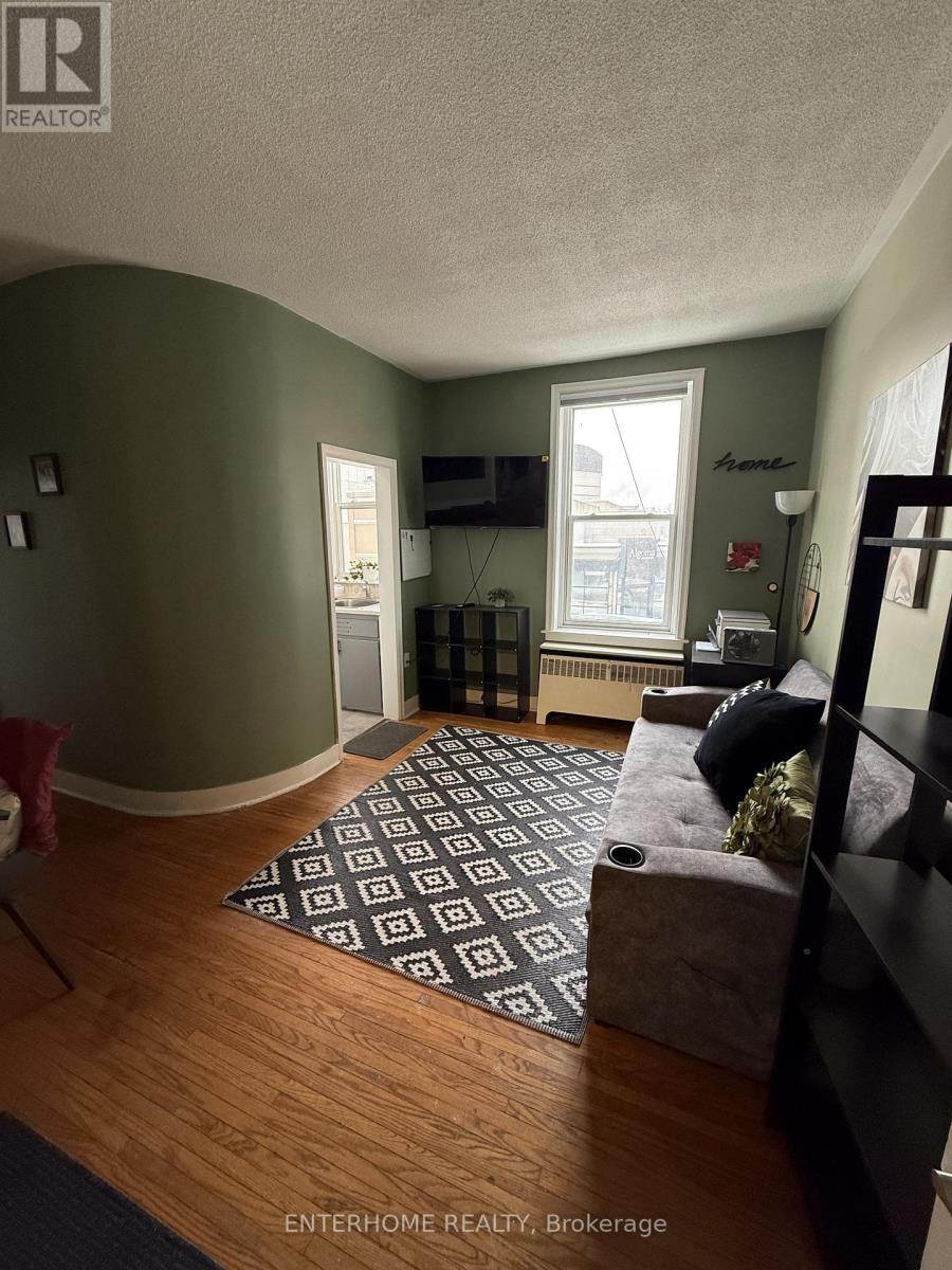 2 - 51 QUEEN STREET EAST STREET, Brampton, Ontario