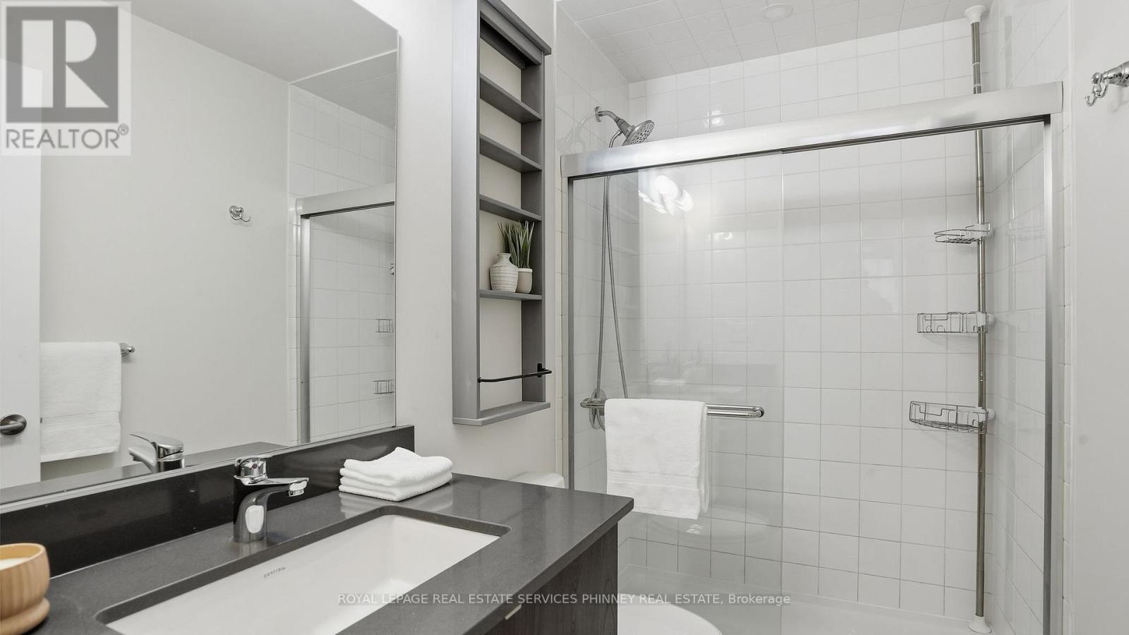 201 - 652 Cricklewood Drive, Mississauga, Ontario  L5G 0A5 - Photo 15 - W12772922