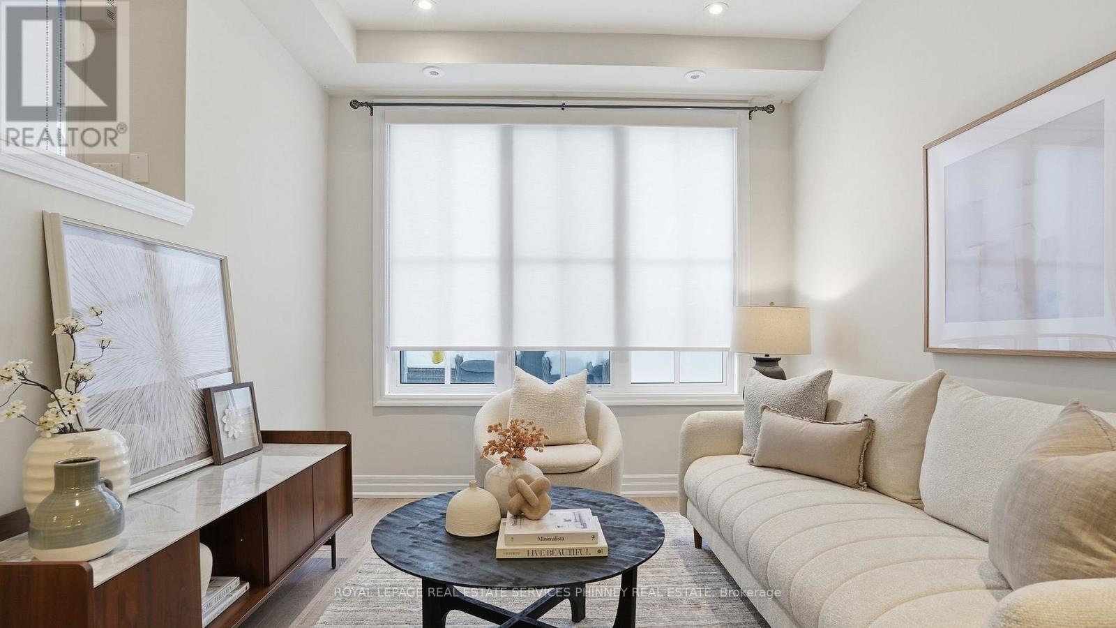 201 - 652 Cricklewood Drive, Mississauga, Ontario  L5G 0A5 - Photo 8 - W12772922