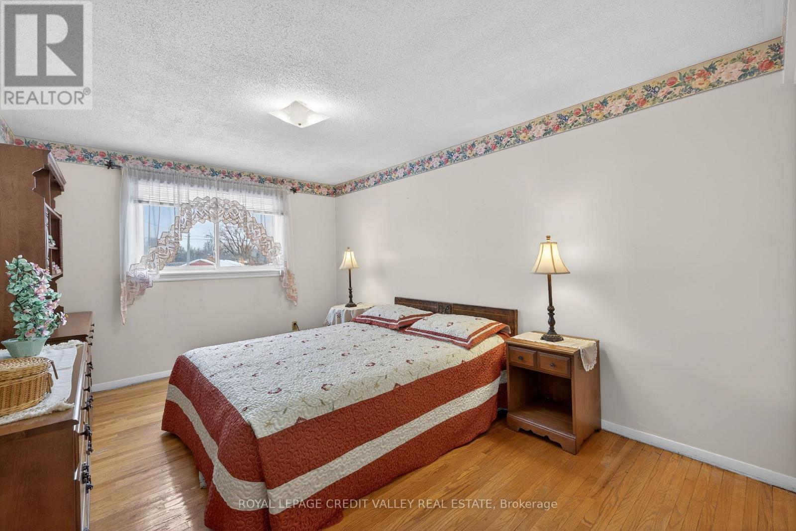 2305 Delkus Crescent, Mississauga, Ontario  L5A 1K8 - Photo 18 - W12772988