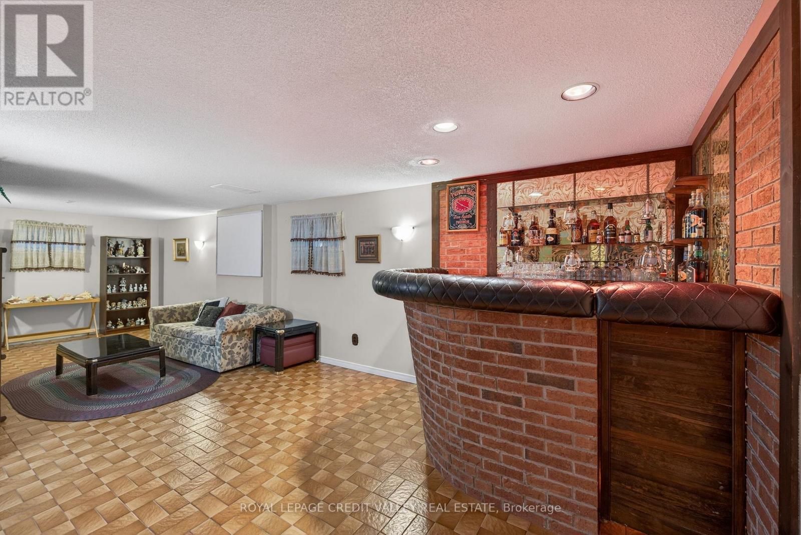 2305 Delkus Crescent, Mississauga, Ontario  L5A 1K8 - Photo 21 - W12772988