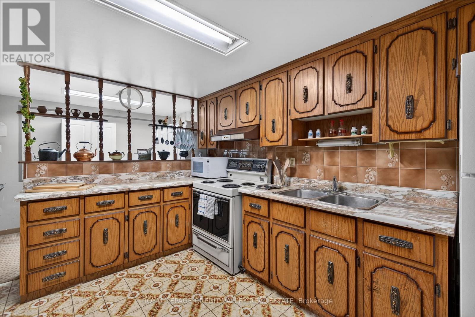 2305 Delkus Crescent, Mississauga, Ontario  L5A 1K8 - Photo 26 - W12772988