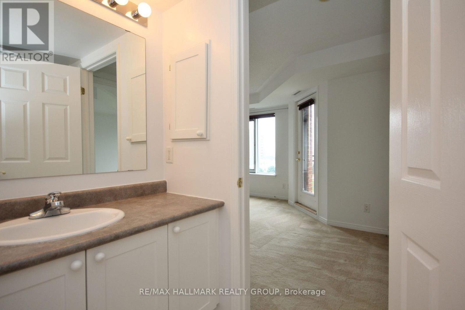 5g - 310 Central Park Drive, Ottawa, Ontario  K2C 4G4 - Photo 17 - X12772742