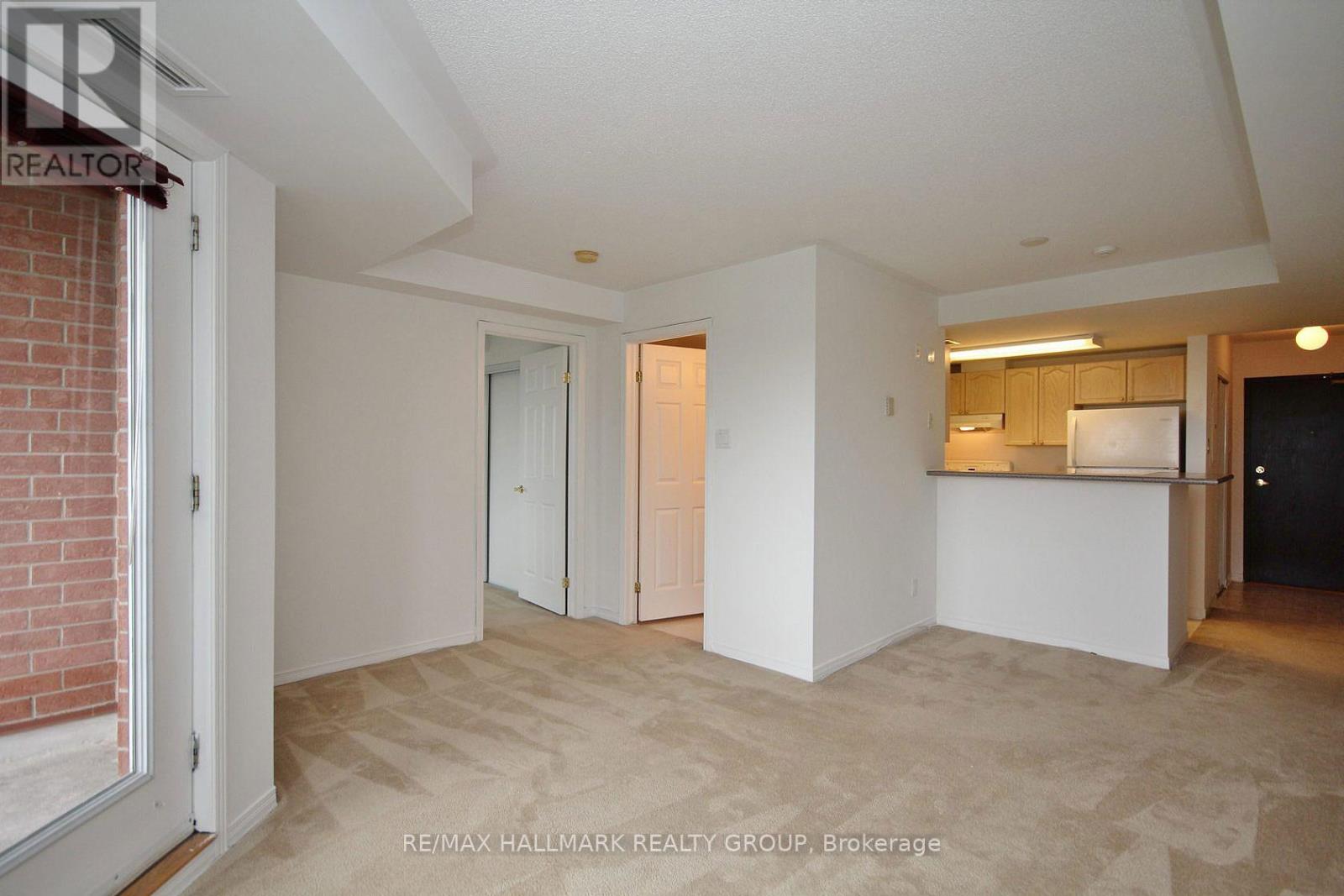 5g - 310 Central Park Drive, Ottawa, Ontario  K2C 4G4 - Photo 8 - X12772742