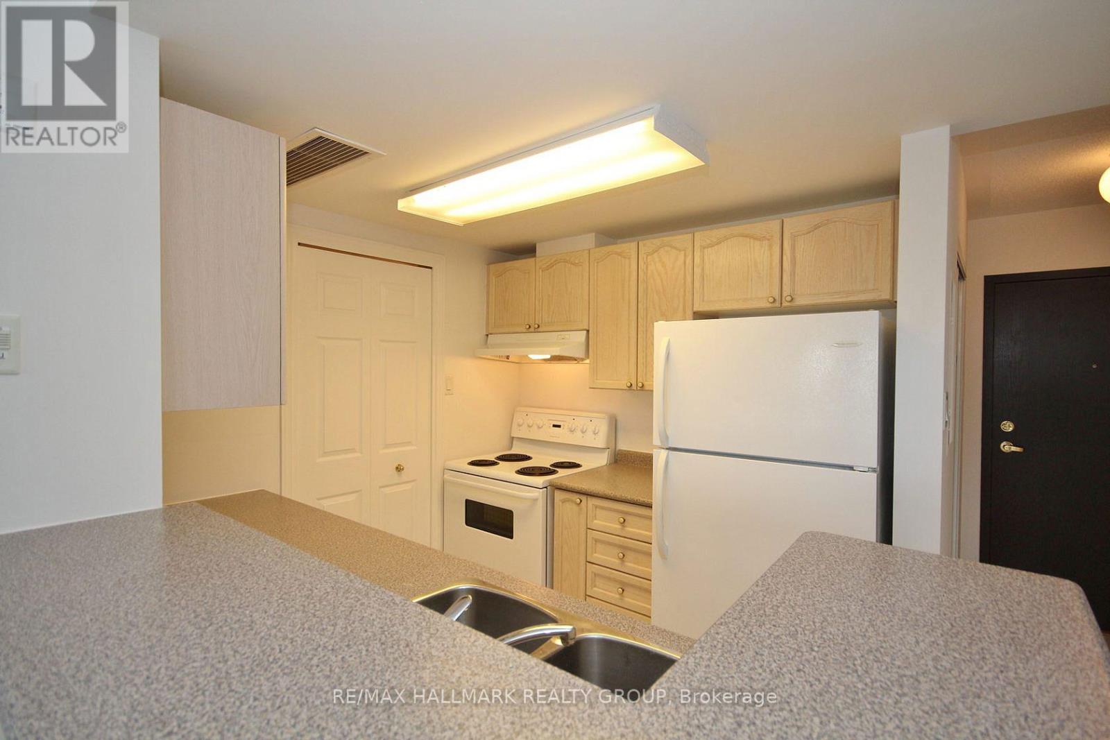 5g - 310 Central Park Drive, Ottawa, Ontario  K2C 4G4 - Photo 9 - X12772742