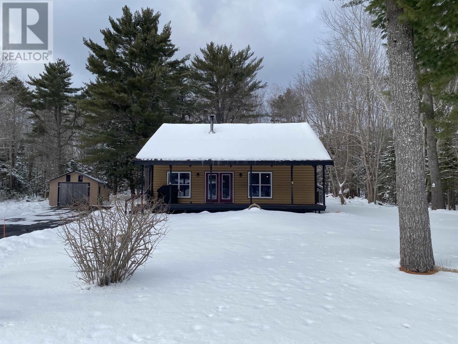 23 River Road, Milton, Nova Scotia  B0T 1P0 - Photo 3 - 202602326