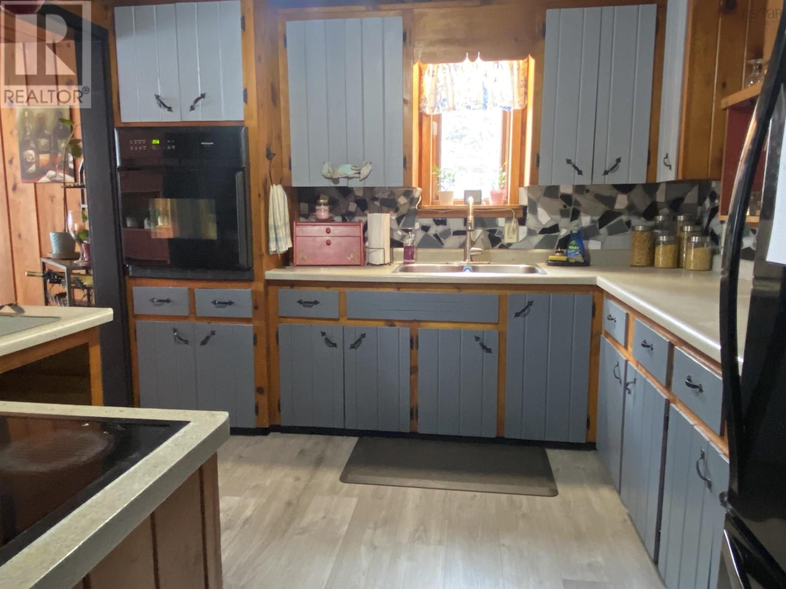 23 River Road, Milton, Nova Scotia  B0T 1P0 - Photo 12 - 202602326