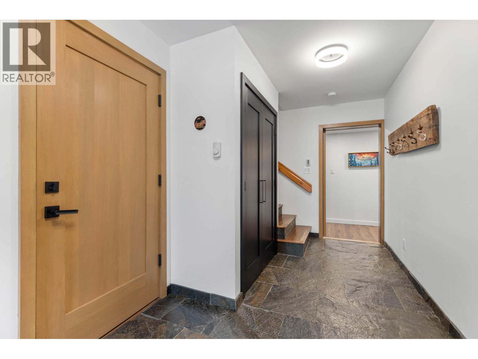 1469 Olive Street, Pemberton, British Columbia  V0N 2L0 - Photo 5 - R3067735