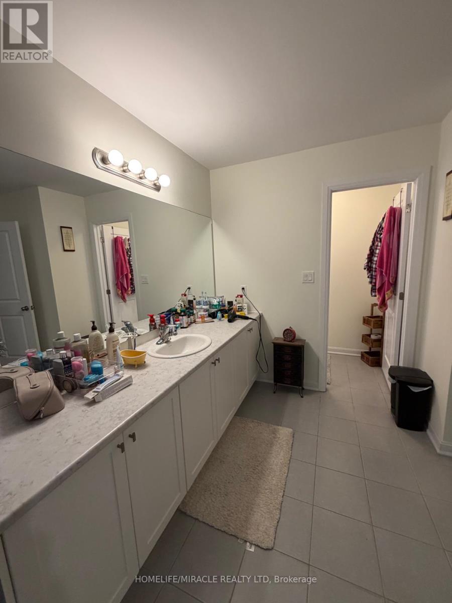 66 Oakmont Drive, Loyalist, Ontario  K0H 1G0 - Photo 30 - X12772950