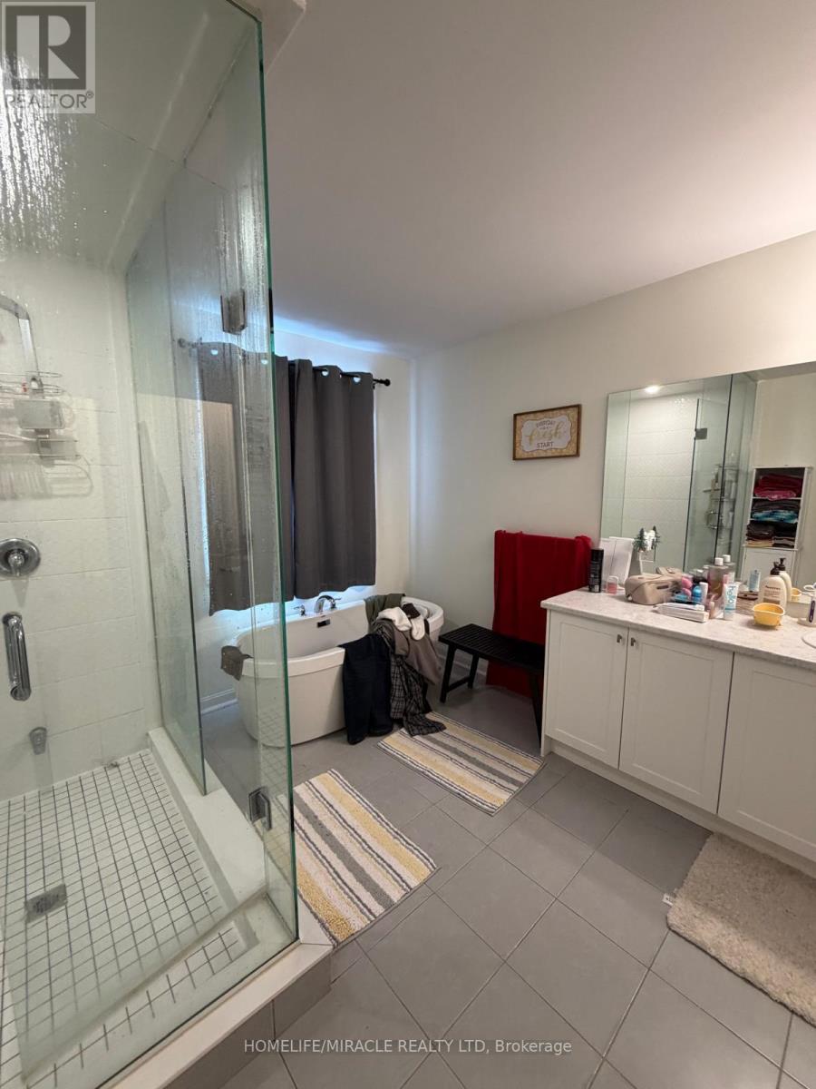 66 Oakmont Drive, Loyalist, Ontario  K0H 1G0 - Photo 31 - X12772950