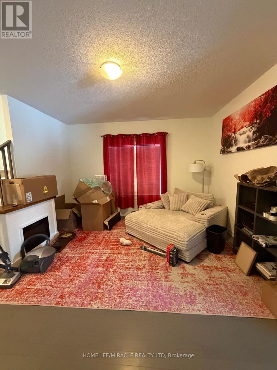 66 Oakmont Drive, Loyalist, Ontario  K0H 1G0 - Photo 4 - X12772950