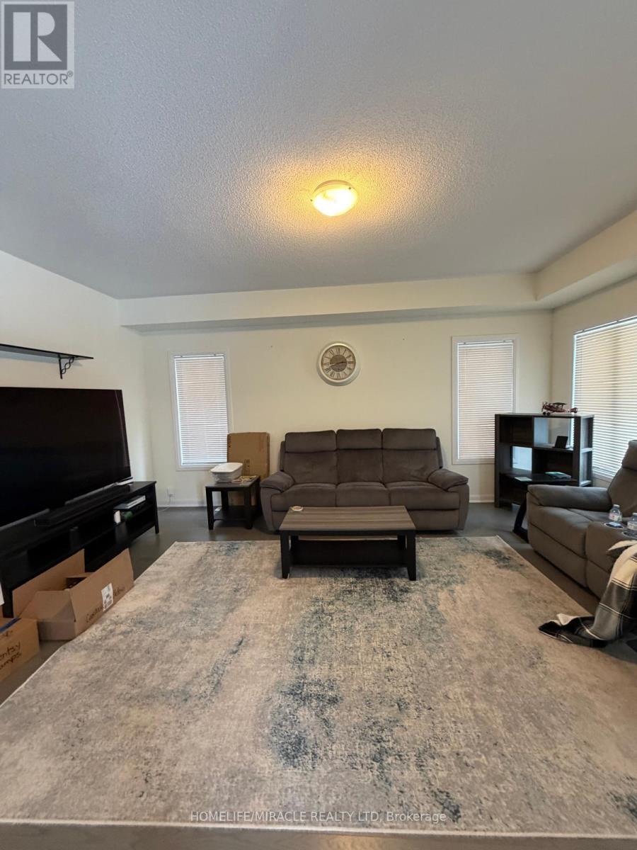 66 Oakmont Drive, Loyalist, Ontario  K0H 1G0 - Photo 7 - X12772950