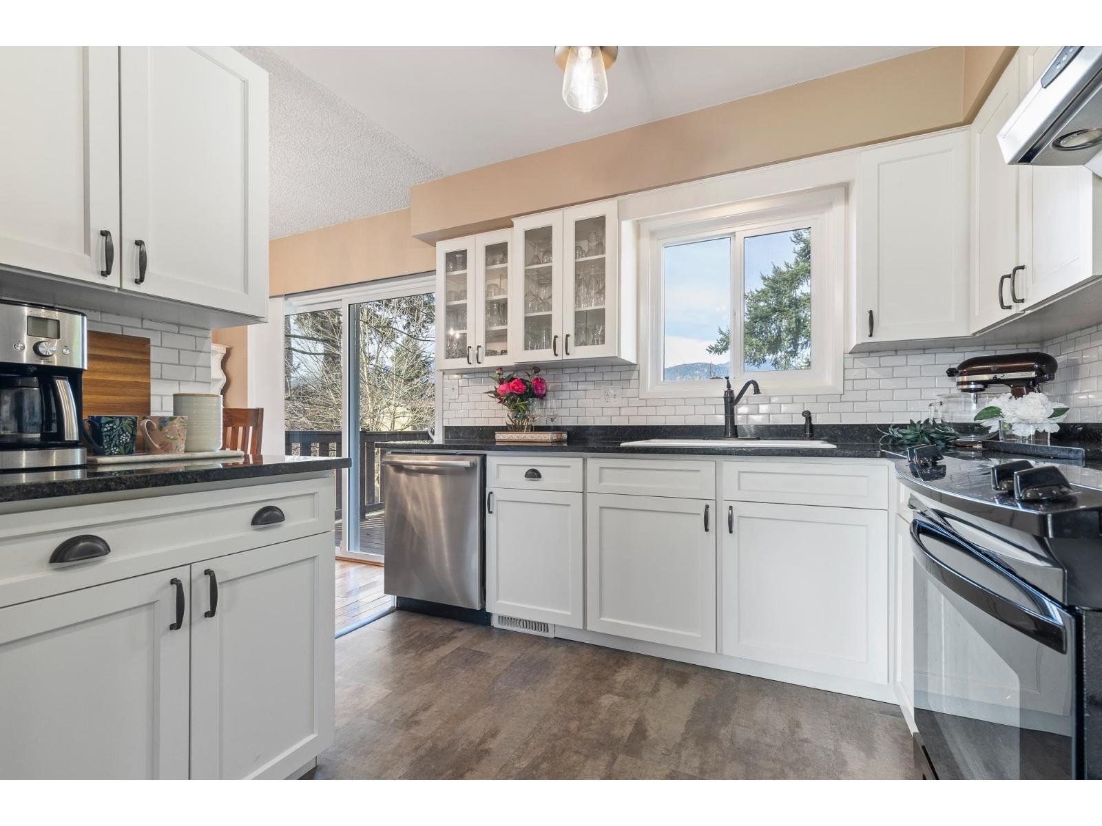 10101 Fairbanks Crescent, Fairfield Island, Chilliwack, British Columbia  V2P 5M4 - Photo 10 - R3087991