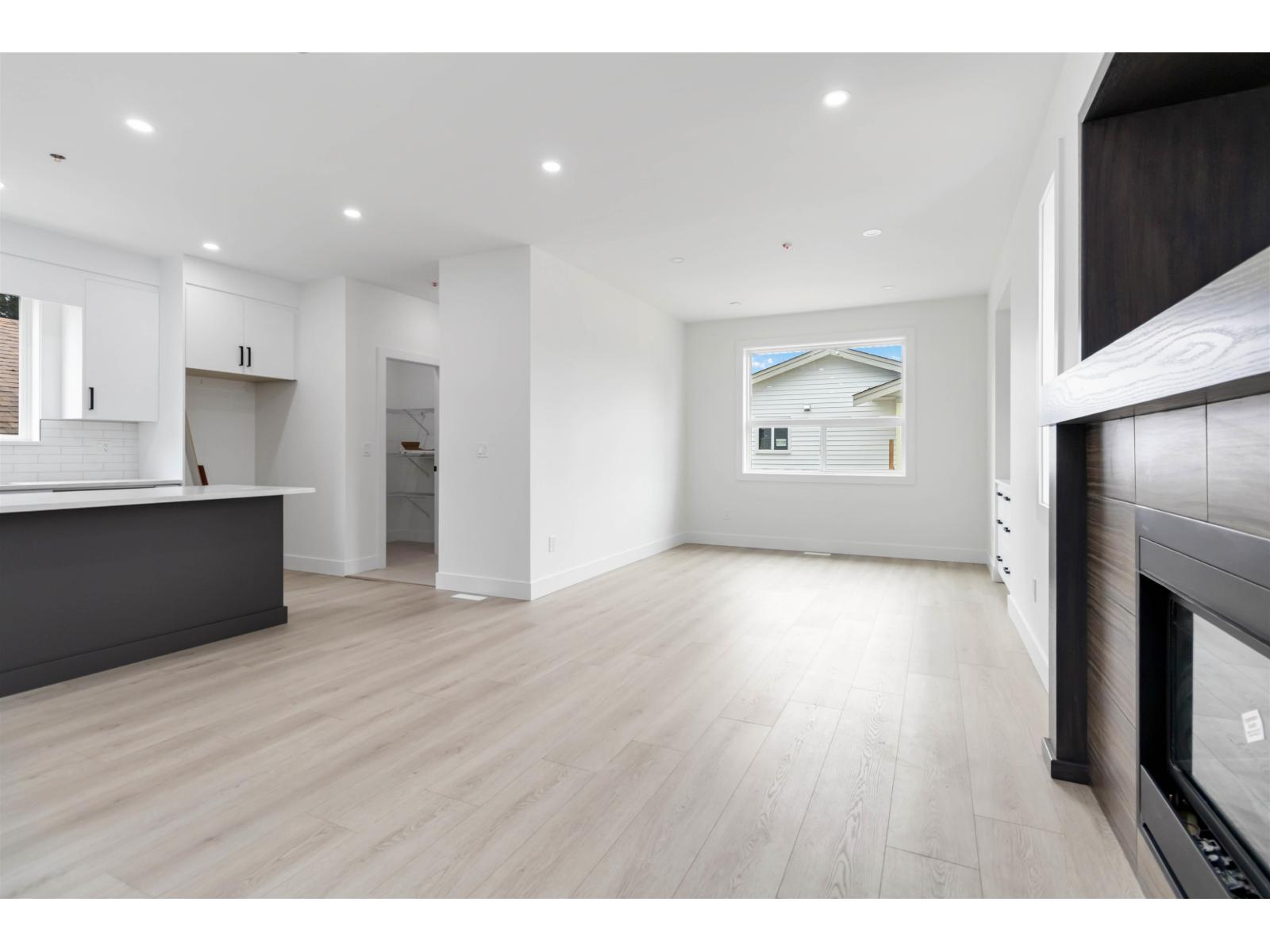 32666 3rd Avenue, Mission, British Columbia  V2V 1T9 - Photo 7 - R3087592