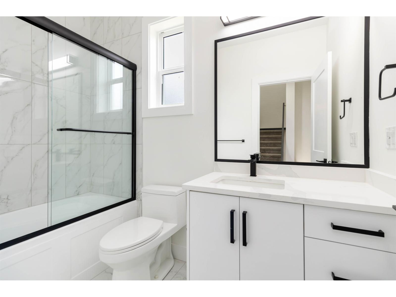 32666 3rd Avenue, Mission, British Columbia  V2V 1T9 - Photo 12 - R3087592