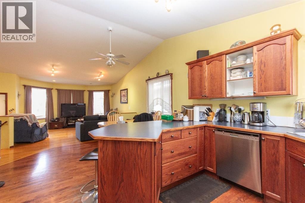 66 Stanford Boulevard, Blackfalds, Alberta  T0M 0J0 - Photo 10 - A2270843