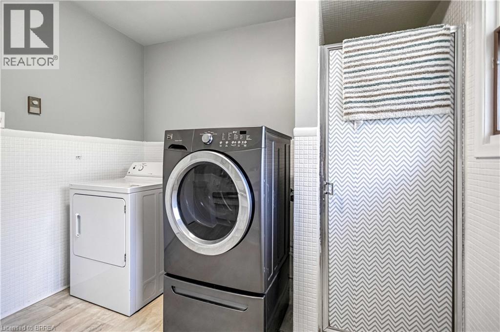 10 Harris Avenue, Brantford, Ontario  N3R 2E9 - Photo 11 - 40803959