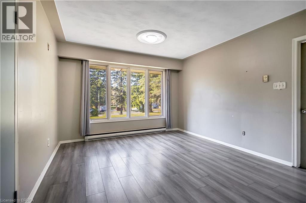 10 Harris Avenue, Brantford, Ontario  N3R 2E9 - Photo 13 - 40803959