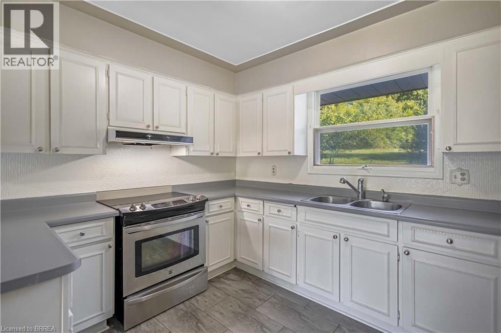 10 Harris Avenue, Brantford, Ontario  N3R 2E9 - Photo 15 - 40803959