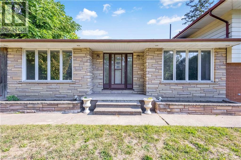 10 Harris Avenue, Brantford, Ontario  N3R 2E9 - Photo 4 - 40803959