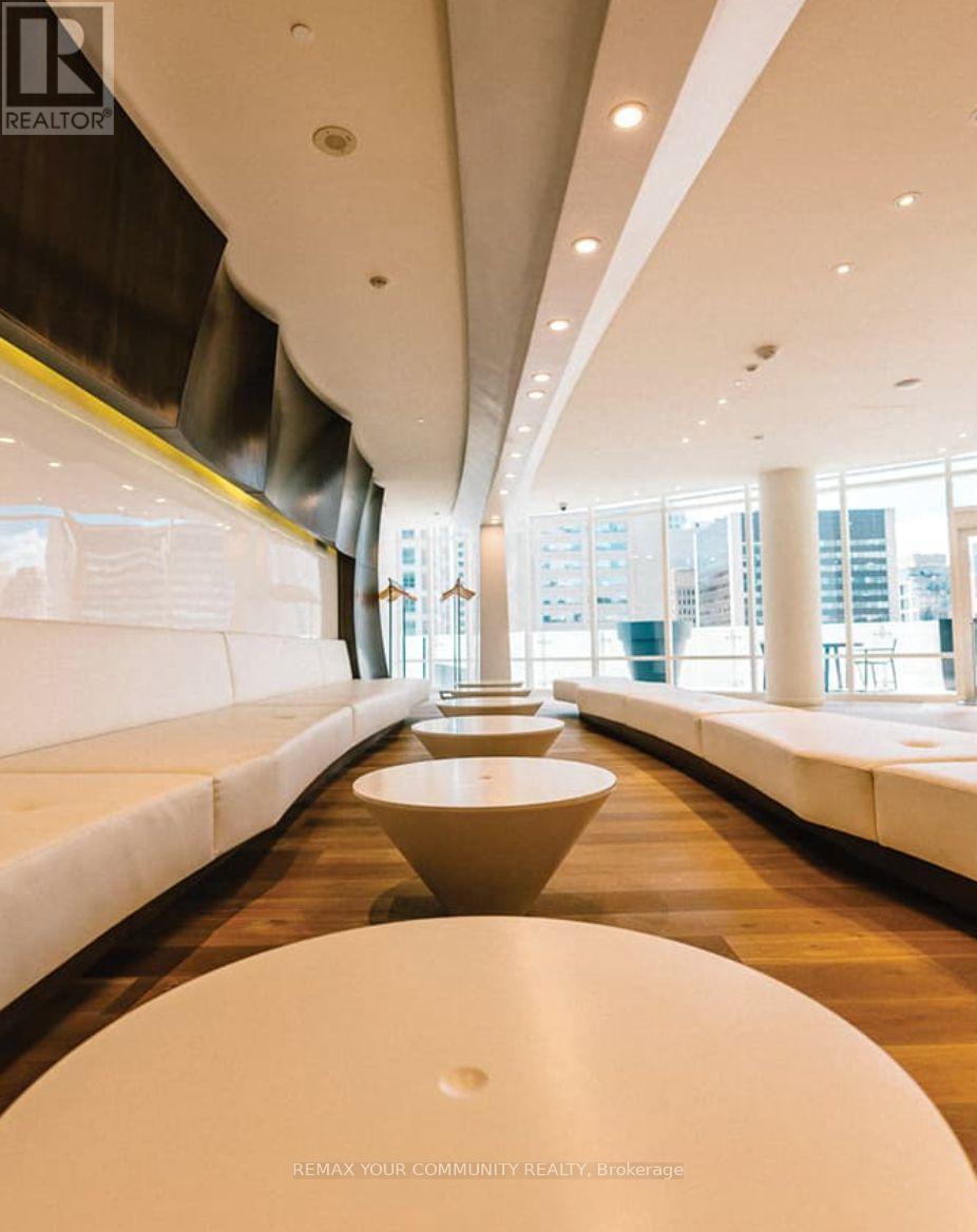 5903 - 1 Bloor Street N, Toronto, Ontario  M4W 1A9 - Photo 4 - C12751444