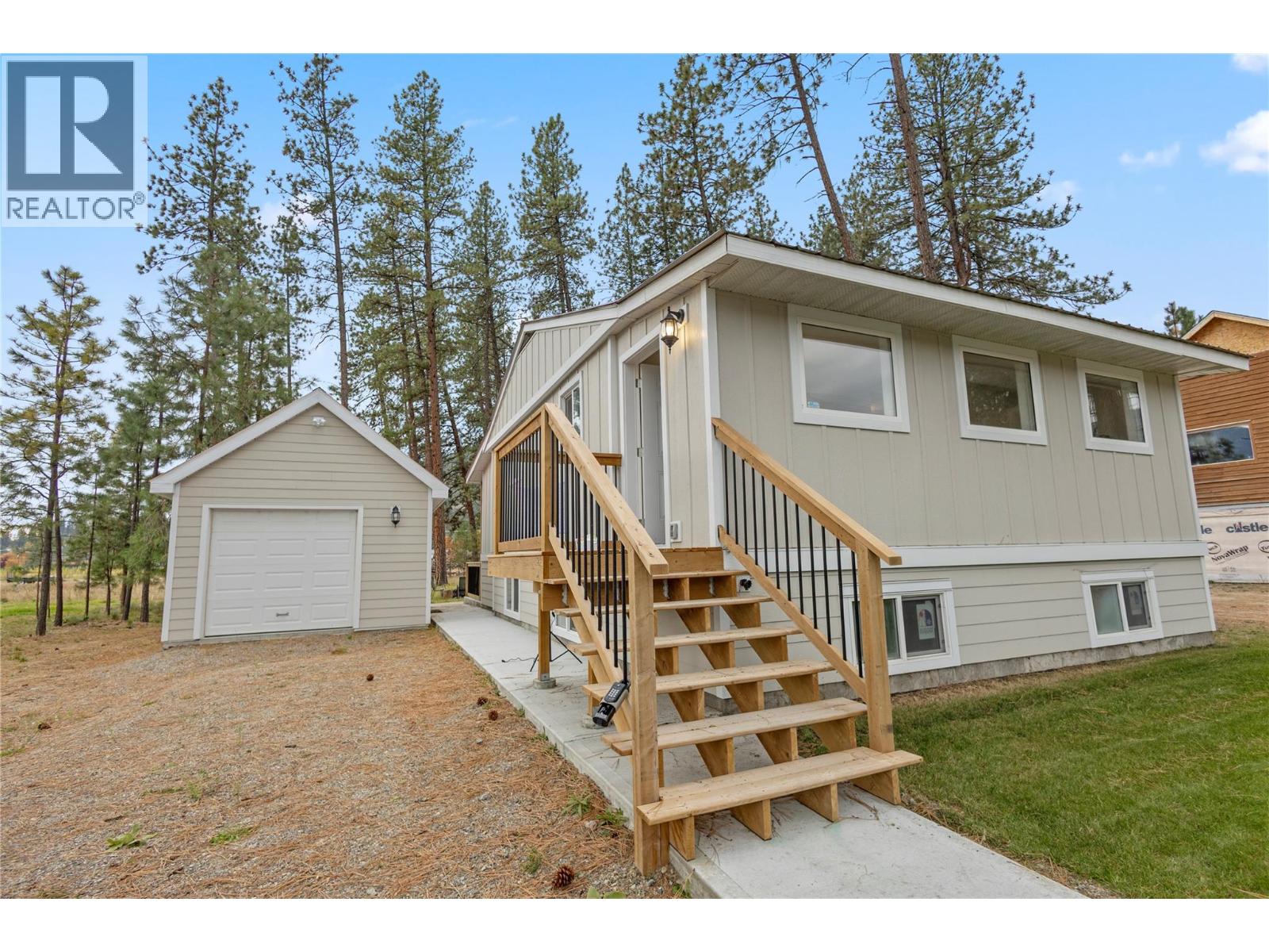 8127 Donaldson Drive, Grand Forks, British Columbia  V0H 1H2 - Photo 2 - 10375322