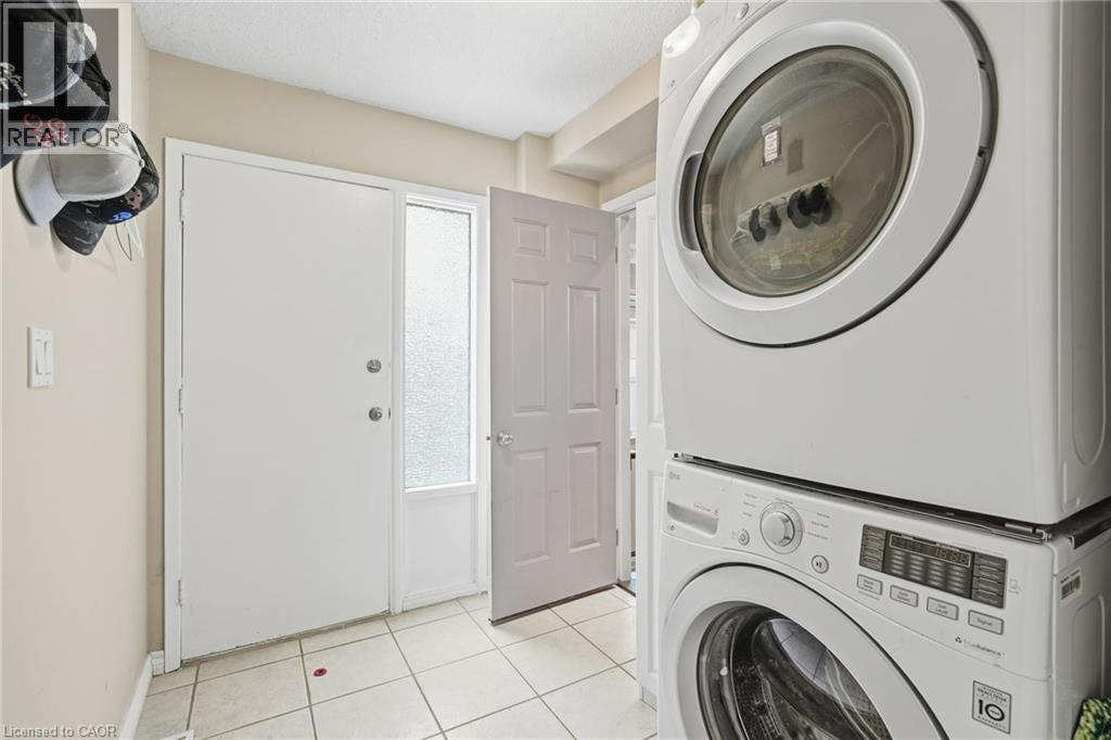 17 Strawberry Lane, Brantford, Ontario  N3T 5Z6 - Photo 10 - 40804041