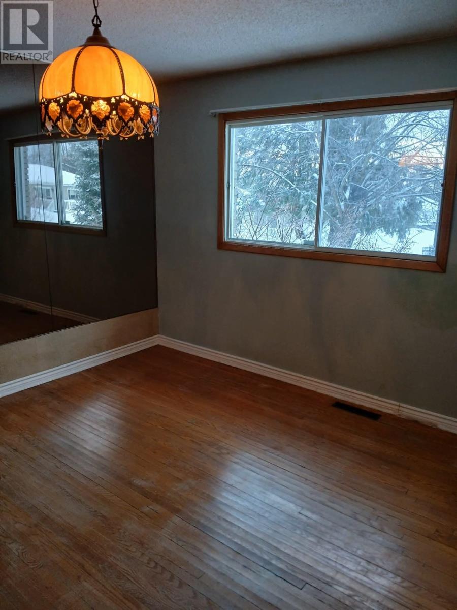 21 Bracken Pl, Elliot Lake, Ontario  P5A 1L5 - Photo 15 - SM260259