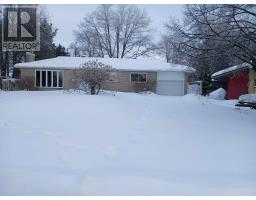 21 Bracken PL, Elliot Lake, Ontario