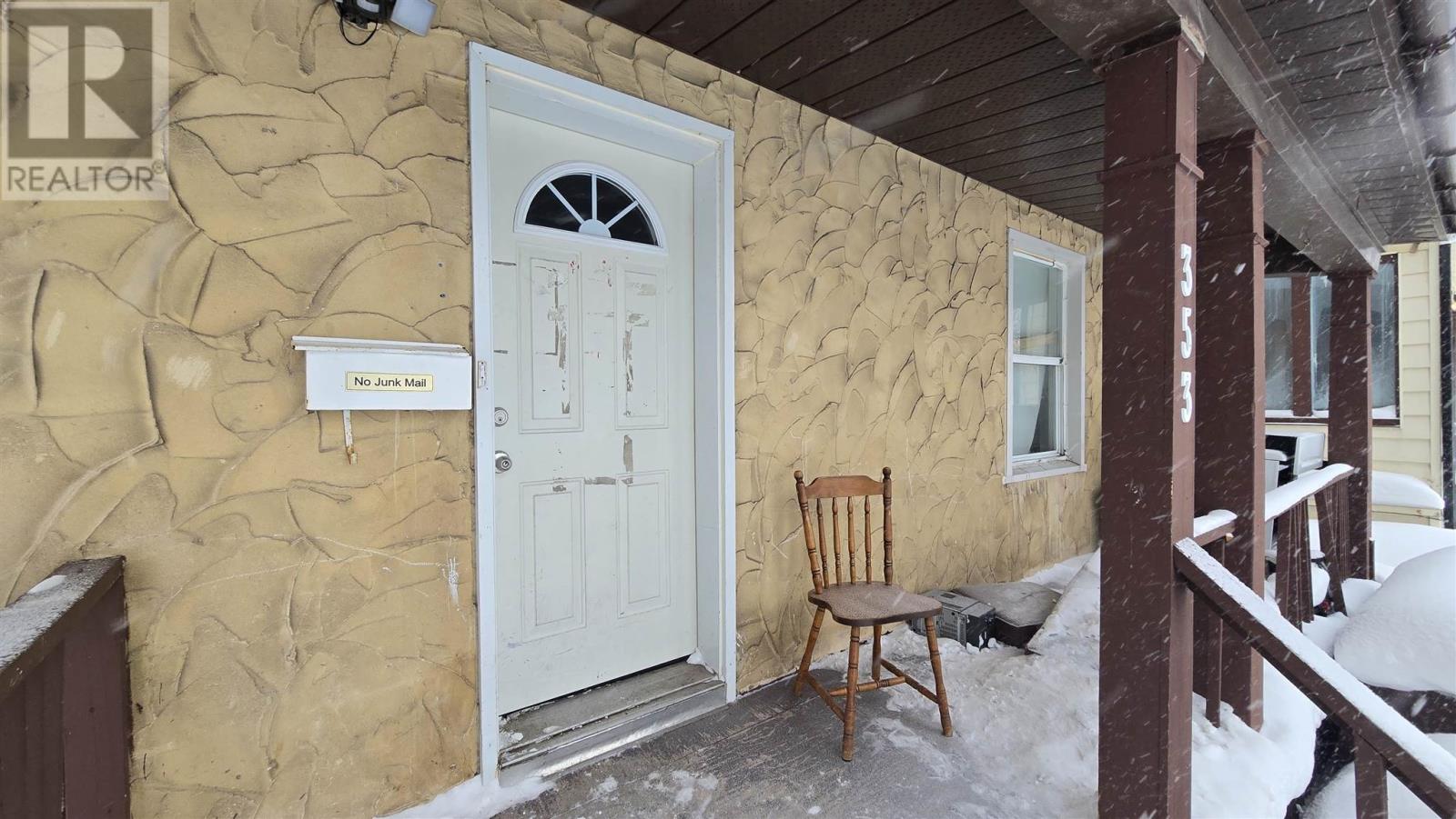 353 Alexandra St, Sault Ste. Marie, Ontario  P6A 1J9 - Photo 2 - SM260265