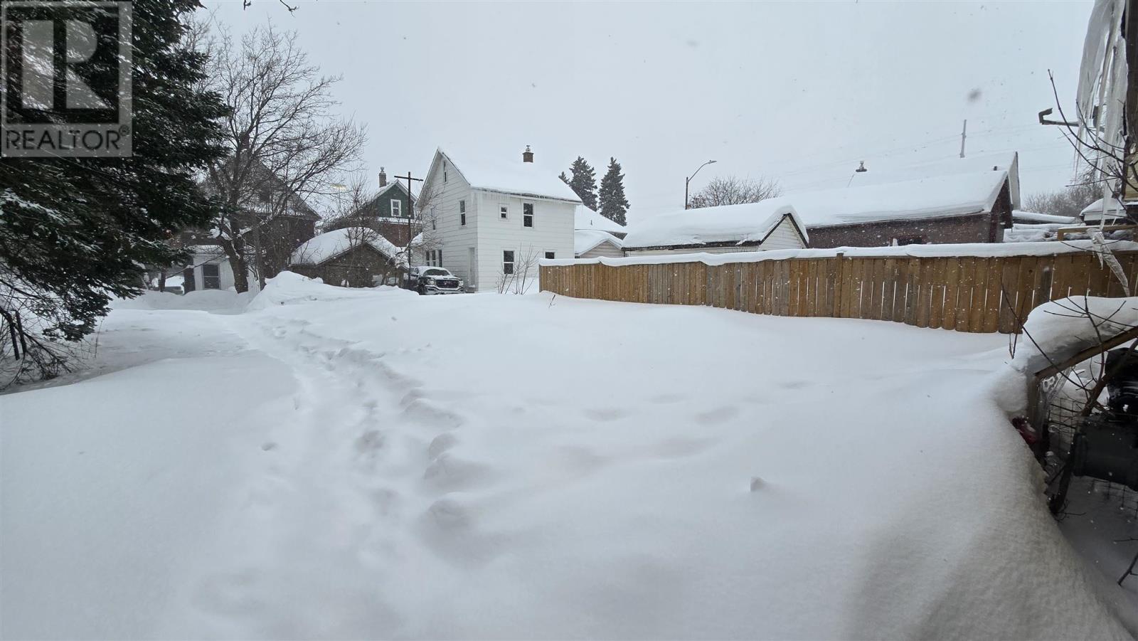 353 Alexandra St, Sault Ste. Marie, Ontario  P6A 1J9 - Photo 4 - SM260265