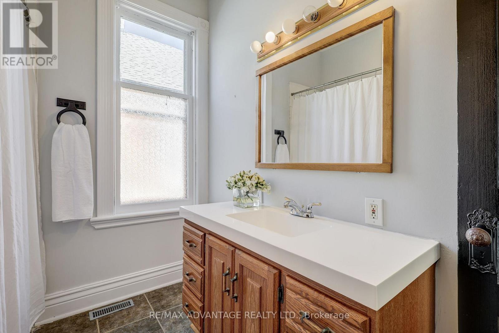 11 Josephine Street, London South, Ontario  N5Z 3N7 - Photo 32 - X12773008