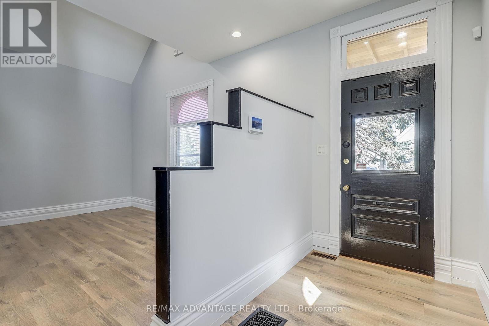 11 Josephine Street, London South, Ontario  N5Z 3N7 - Photo 4 - X12773008