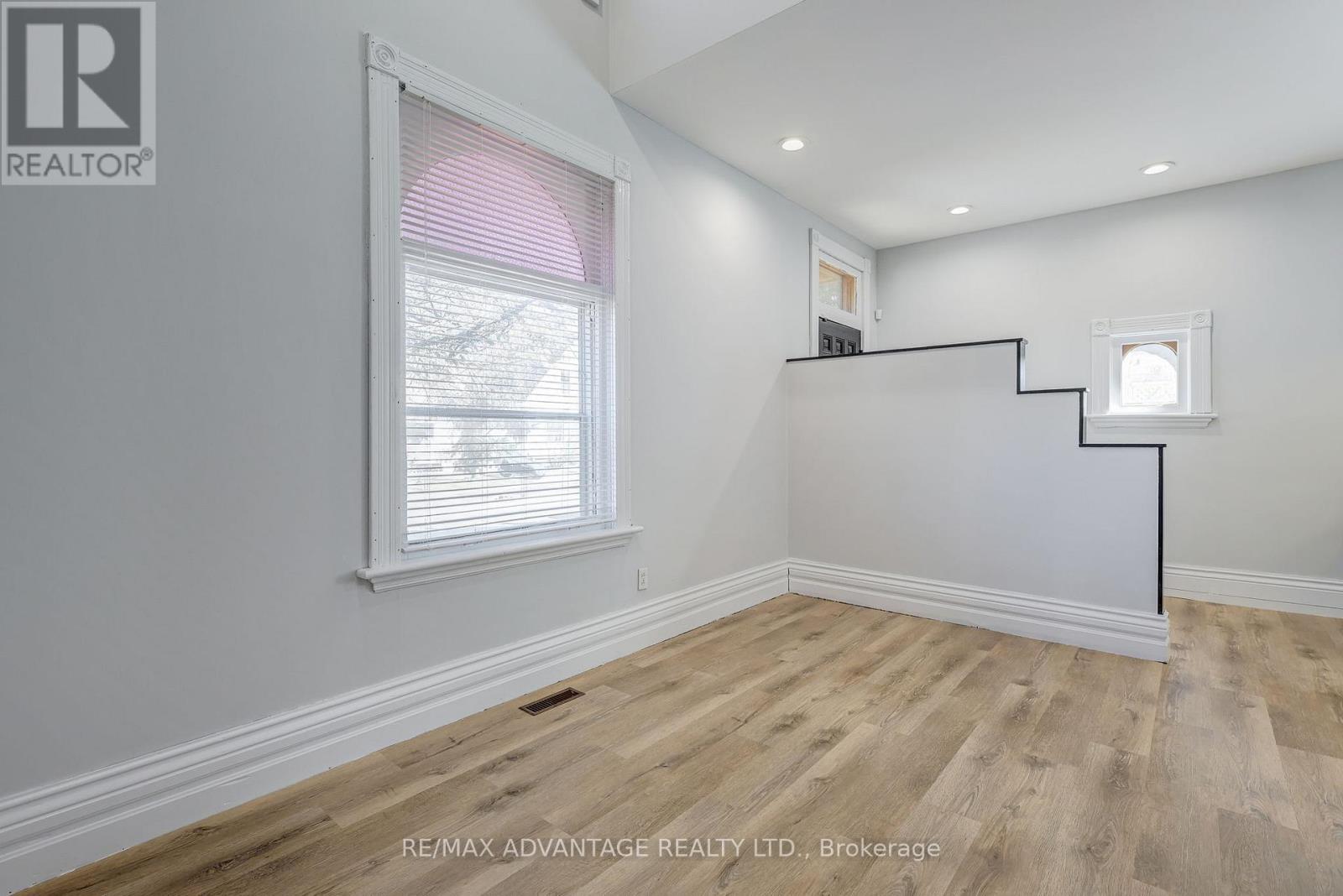 11 Josephine Street, London South, Ontario  N5Z 3N7 - Photo 7 - X12773008