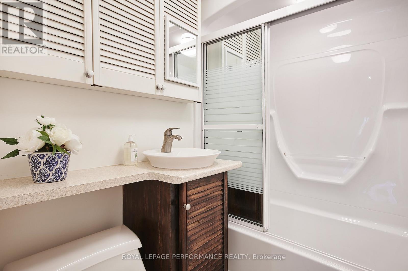 364 Cunningham Avenue, Ottawa, Ontario  K1H 6B4 - Photo 12 - X12773026